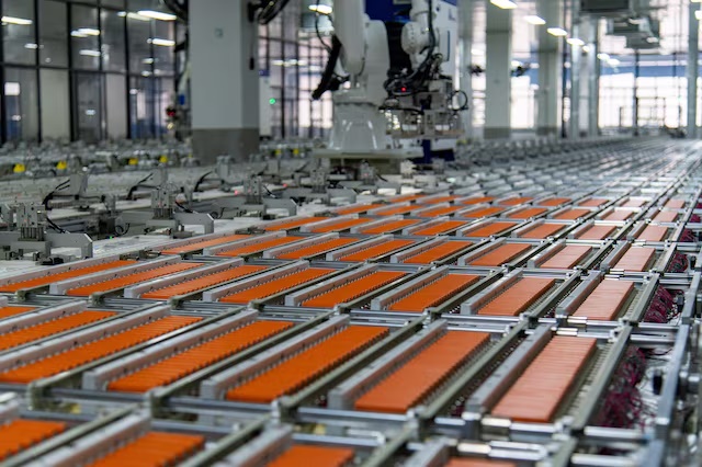 An automated lithium-ion battery production line operates at a workshop of Zhejiang Shineway Technology Co Ltd in Yongkang, Zhejiang province, China November 11, 2025. China Daily via REUTERS/File Photo