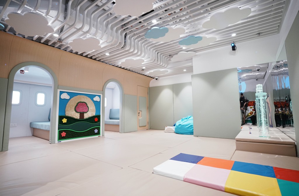 The 30-square-meter can accommodate up to 12 people, including passengers with sensory needs and their caregivers.