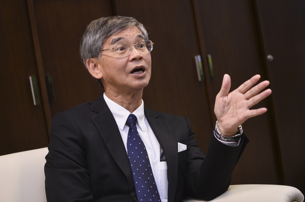Law Chi-kwong said that the unemployment rate may not lower at the same rate as the severe acute respiratory syndrome (SARS) outbreak. File Photo. Law Chi-kwong said that the unemployment rate may not lower at the same rate as the severe acute respiratory syndrome (SARS) outbreak. File Photo.