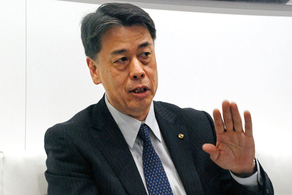 Makoto Uchida apologizes for the poor results at Nissan Motor and promises a recovery by 2023. Makoto Uchida apologizes for the poor results at Nissan Motor and promises a recovery by 2023.
