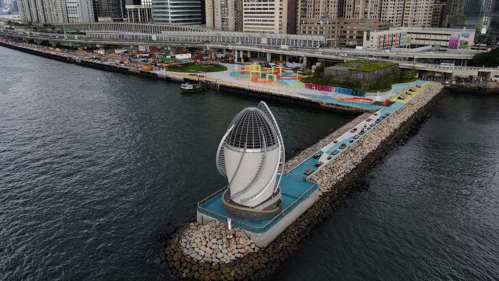 The precinct, boasting a breakwater and a 'Victoria Harbor' sign among others, is meant to promote a 'water-friendly' culture. The precinct, boasting a breakwater and a 'Victoria Harbor' sign among others, is meant to promote a 'water-friendly' culture.