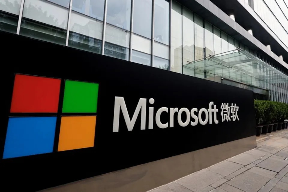 FILE PHOTO: A sign of Microsoft is pictured on its office building in Beijing, China May 25, 2023. REUTERS/Tingshu Wang/File Photo · Reuters