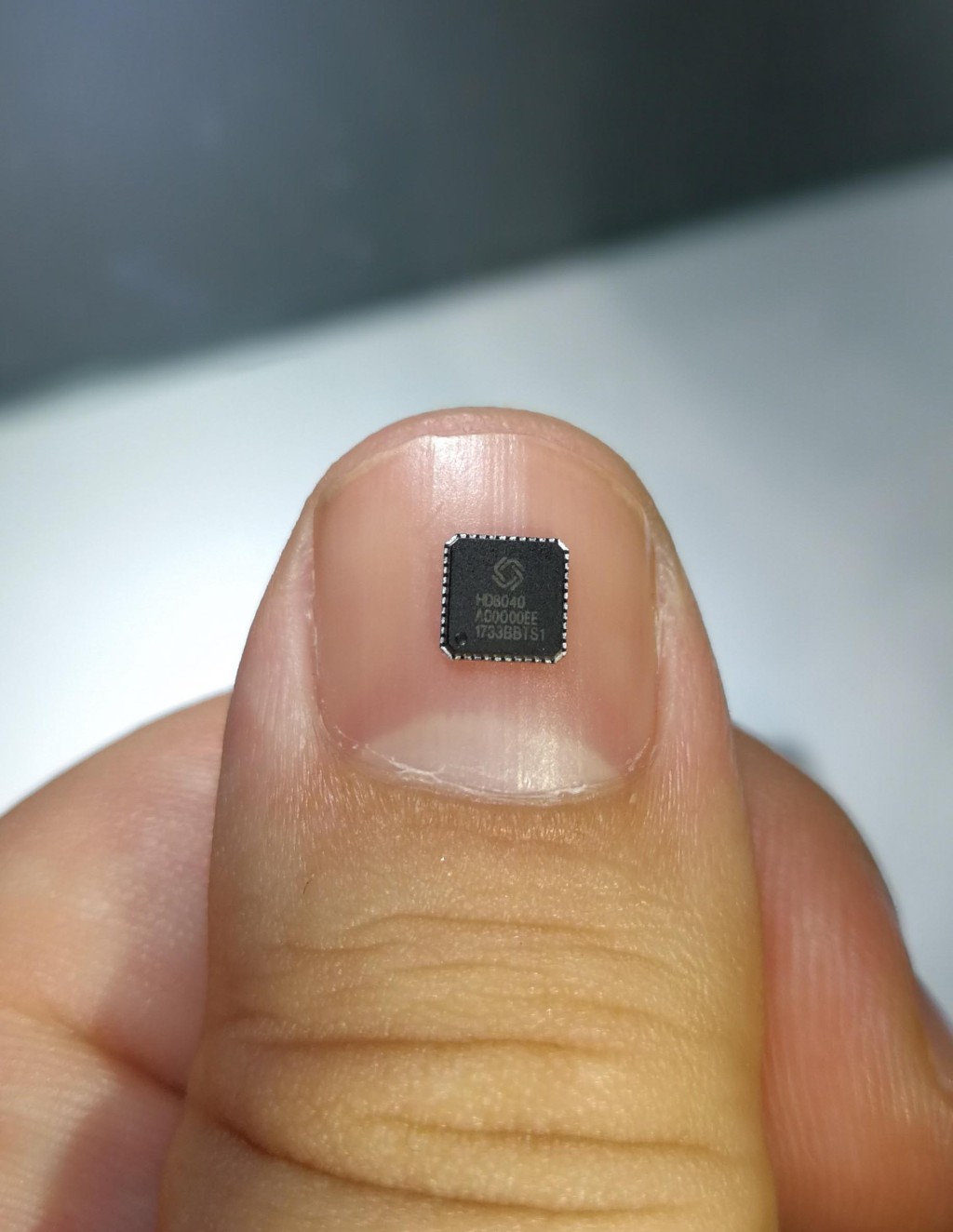 A spatial positioning chip developed by Allystar was displayed on September 16, 2017. Photo by XINHUA