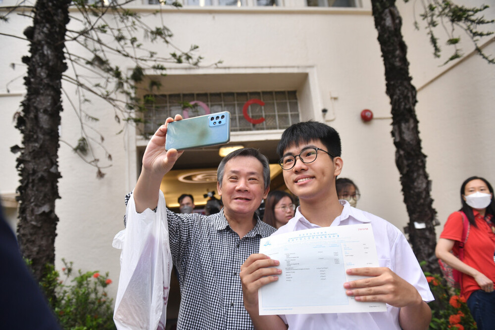 Law Chak-ka from Queen’s College is one of the three 'super top scorers' in this year's HKDSE exams.