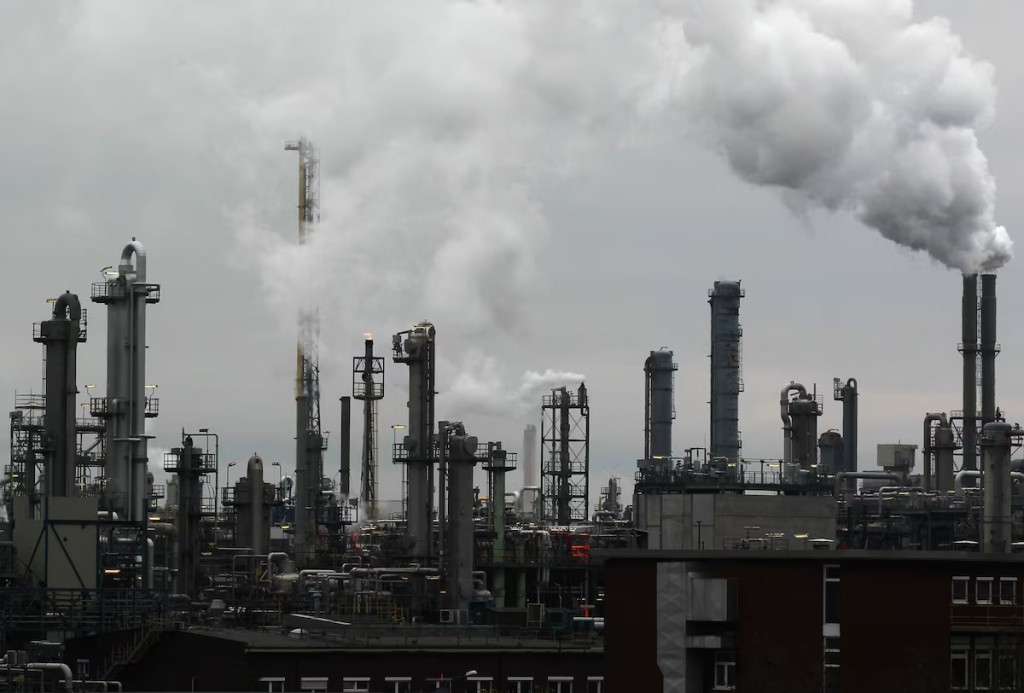A factory is pictured in Ludwigshafen, Germany February 24, 2012. REUTERS