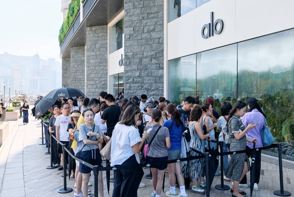 Alo Yoga’s first store in Greater China opened at K11 Musea at the end of last month and has been warmly received by both local residents and tourists, with queues at times extending all the way to the Avenue of Stars. NWD