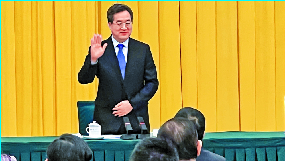 Ding Xuexiang has 'three hopes' for the Hong Kong and Macau delegates. Ding Xuexiang has 'three hopes' for the Hong Kong and Macau delegates.