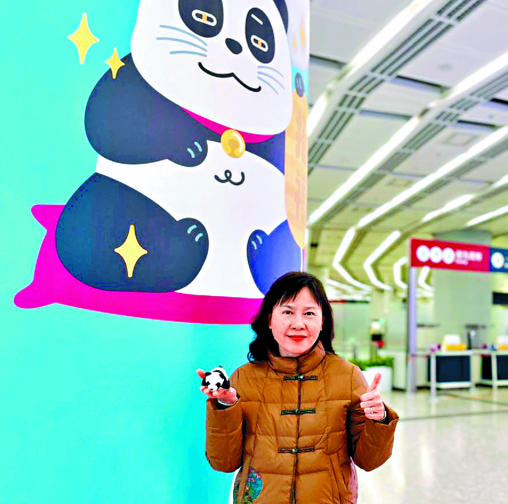 Mable Chan expresses her gratitude to transport operators. Mable Chan expresses her gratitude to transport operators.