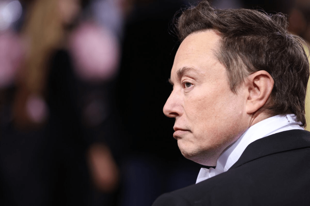 Elon Musk arrives at the In America: An Anthology of Fashion themed Met Gala at the Metropolitan Museum of Art in New York City, New York, U.S., May 2, 2022. Reuters