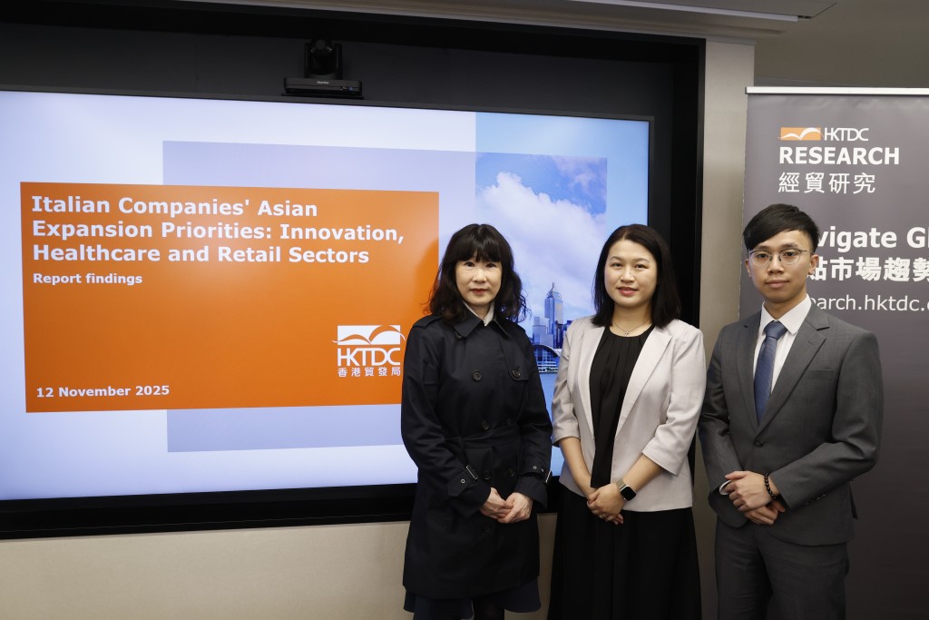 (From left) Director of HKTDC Research Irina Fan, Principal Economist (Global Research Team) Alice Tsang and Senior Economist (Global Research Team) Simeon Woo.