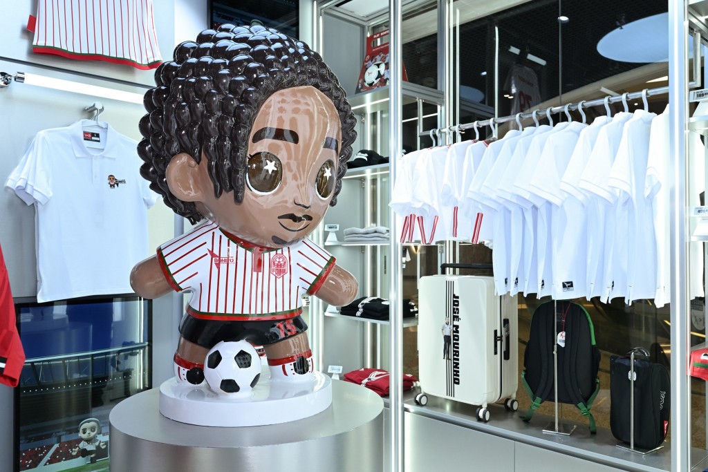 Inside the Play Bonito® concept store, fans can discover hand‑illustrated character collectibles inspired by global football stars, designed and produced by a Hong Kong-based creative team.