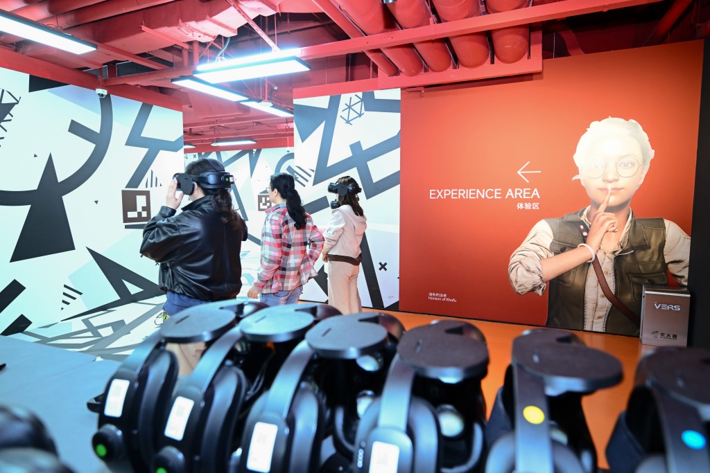 The immersive VR experience "Horizon of Khufu 2: The Secret of the Builders” was unveiled at HKRI Taikoo Hui.