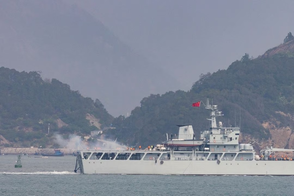 A Chinese warship fires towards the shore during a military drill near Fuzhou near the Taiwan controlled Matsu Islands that are close to the Chinese coast, China, April 8, 2023. REUTERS/Thomas Peter/File Photo A Chinese warship fires towards the shore during a military drill near Fuzhou near the Taiwan controlled Matsu Islands that are close to the Chinese coast, China, April 8, 2023. REUTERS/Thomas Peter/File Photo