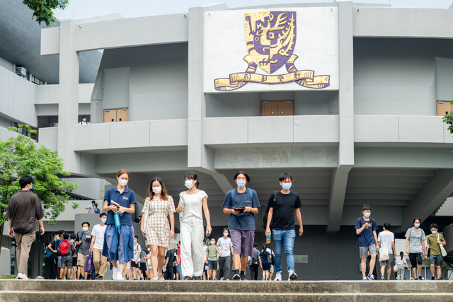More than 90 percent of incoming medicine students who are top scorers in the DSE exams are going to CUHK. SING TAO More than 90 percent of incoming medicine students who are top scorers in the DSE exams are going to CUHK. SING TAO