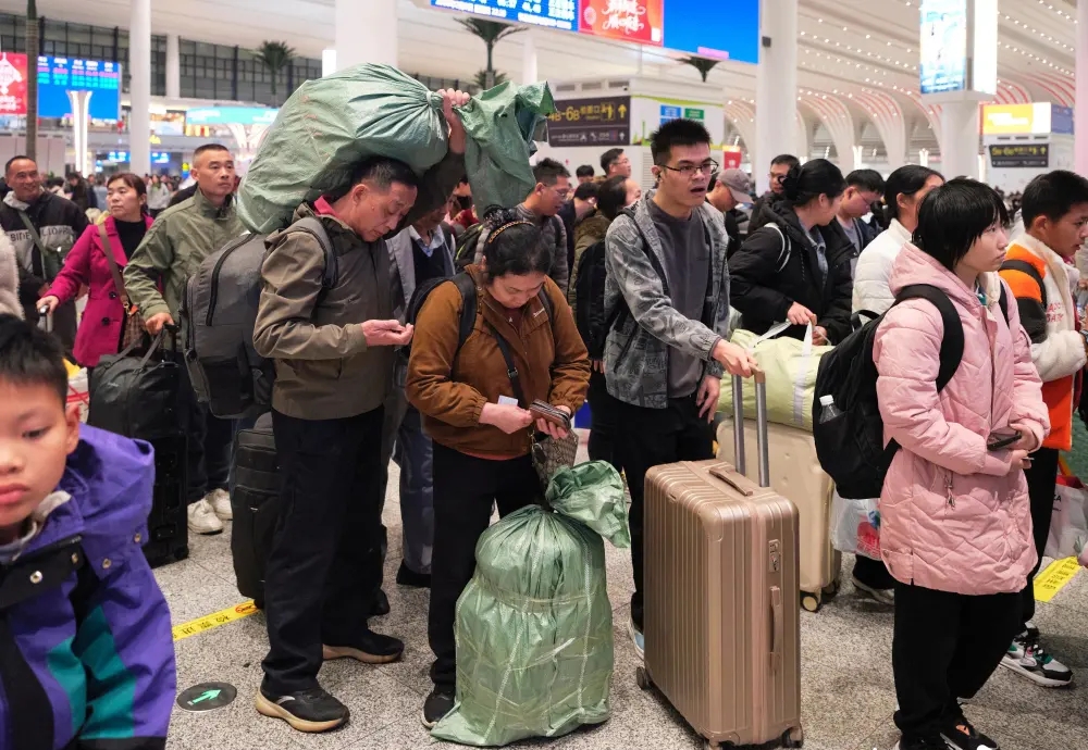 First day of the spring travel rush. (Photo: Southern Metropolis Daily)