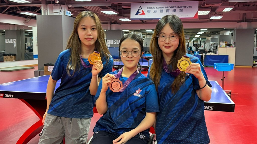 JC Scholars Winnie Pang (left), Yuen Wing-ki (centre) and Joelle Wong (right), with their ITTF Asian Para Table Tennis Championships 2025 medals.