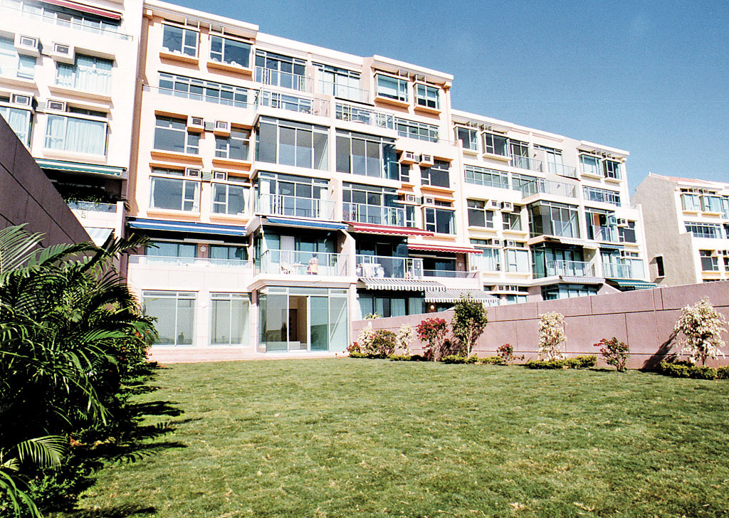 Discovery Bay La Serene.