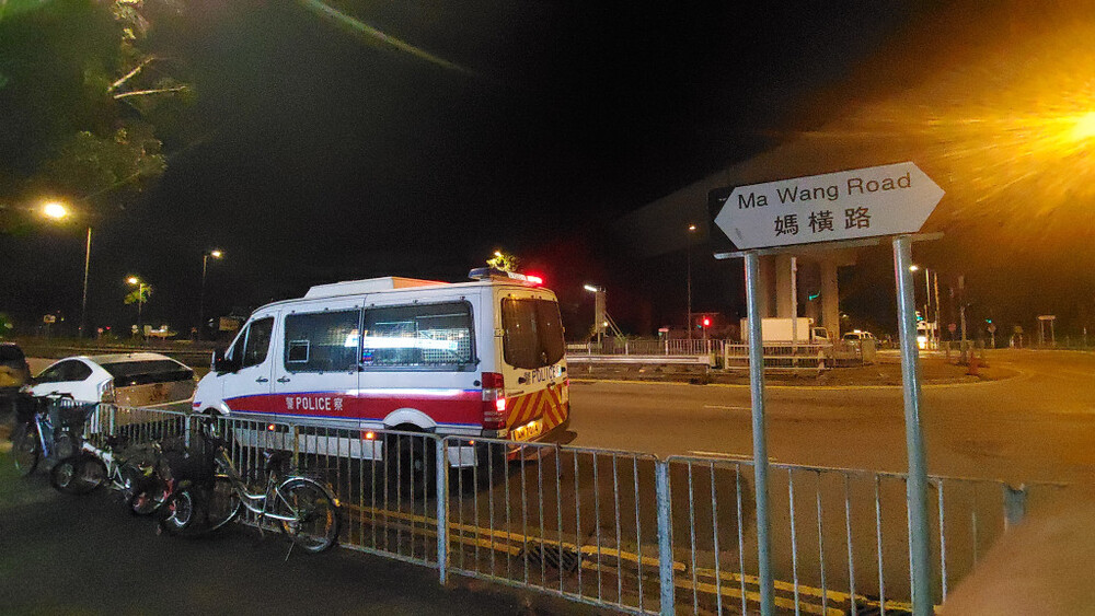 Fleeing cat burglar hurt, arrested after fall from Yuen Long ...