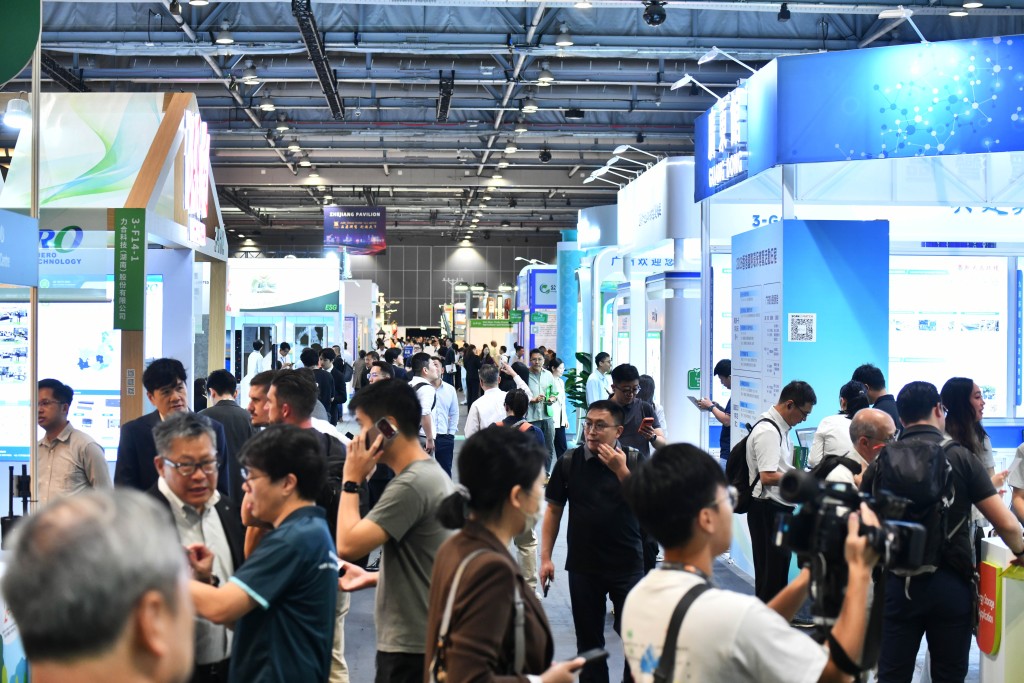 The 21th Eco Expo Asia kicked off on Monday. 