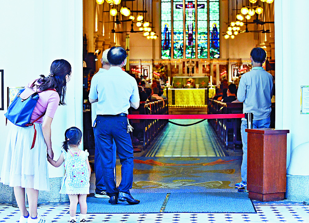 Churches are allowed to let in only half their capacity. SING TAO Churches are allowed to let in only half their capacity. SING TAO