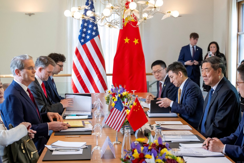 U.S. Secretary of the Treasury Scott Bessent, U.S. Trade Representative Jamieson Greer, China's International Trade Representative and Vice Minister of Commerce Li Chenggang, and Chinese Vice Premier He Lifeng, prepare to discuss on the day of a bilateral meeting between the U.S. and China, in Geneva, Switzerland, May 10, 2025. KEYSTONE/EDA/Martial Trezzini/Handout via REUTERS    THIS IMAGE HAS BEEN SUPPLIED BY A THIRD PARTY/File Photo