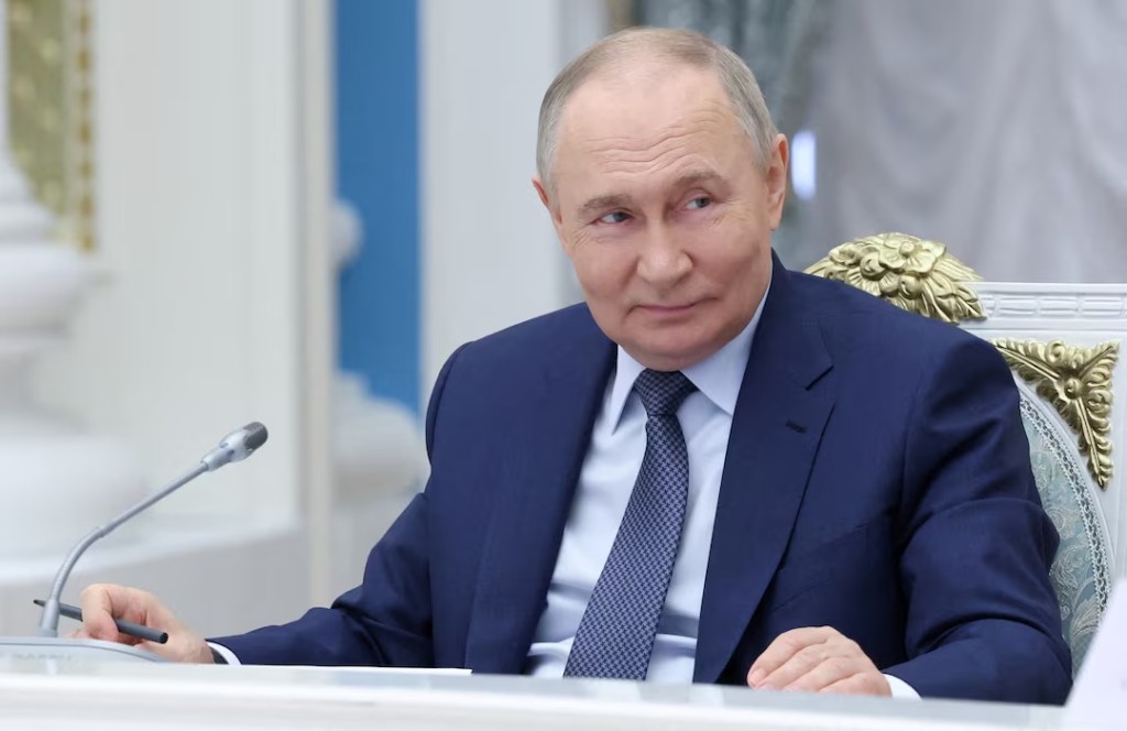 Russian President Vladimir Putin chairs a meeting of the supervisory board of the Russia - Land of Opportunity organisation in Moscow, Russia, May 27, 2025. Sputnik/Alexander Kazakov/Pool via REUTERS ATTENTION EDITORS - THIS IMAGE WAS PROVIDED BY A THIRD PARTY./File Photo