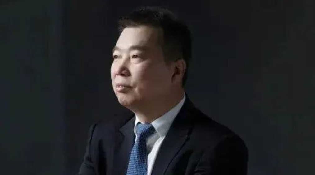 Chinese copper tycoon He Jinbi gets life sentence for fraud, Bloomberg reports