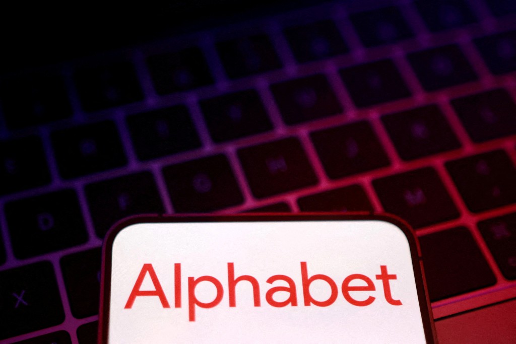 Alphabet's logo is seen in this illustration created on September 18, 2025. REUTERS/Dado Ruvic/Illustration