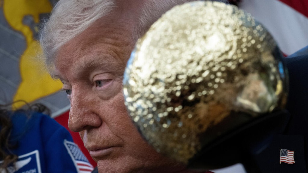 US President Donald Trump has lashed out at German Chancellor Friedrich Merz over the Iran war © Brendan Smialowski / AFP