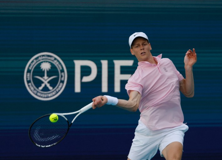  Jannik Sinner hits a forehand against Damir Dzumhur. REUTERS