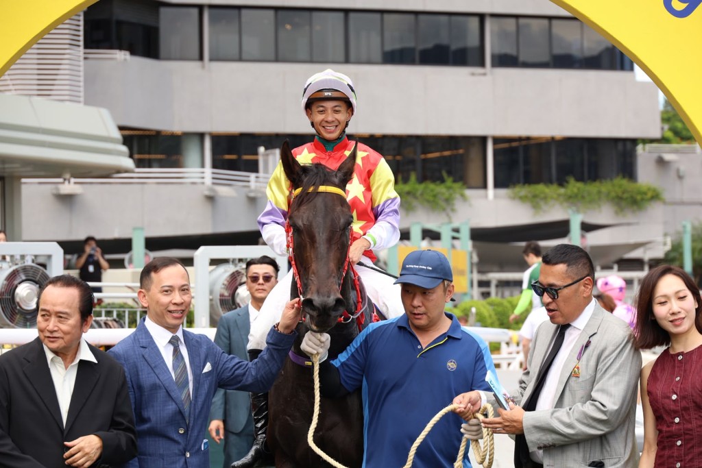 Draco delivered for Cody Mo and connections. Photo Credit: Sing Tao.