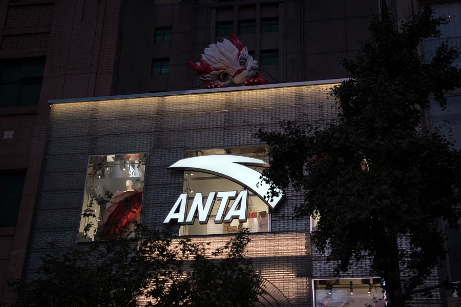 The company's net profit rose over 52 percent to nearly 15.6 billion yuan on the strength of its e-commerce business. Photo by BLOOMBERG The company's net profit rose over 52 percent to nearly 15.6 billion yuan on the strength of its e-commerce business. Photo by BLOOMBERG