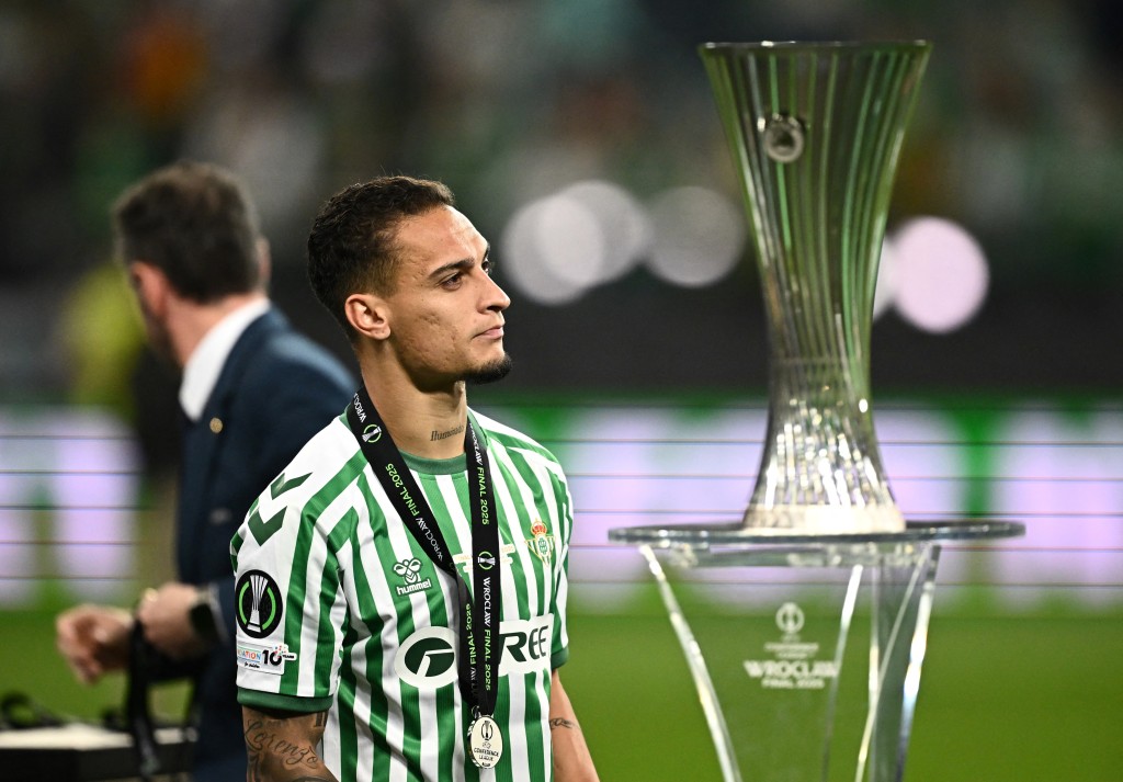 Real Betis' Antony looks dejected after collecting his runners up medal. (Reuters)