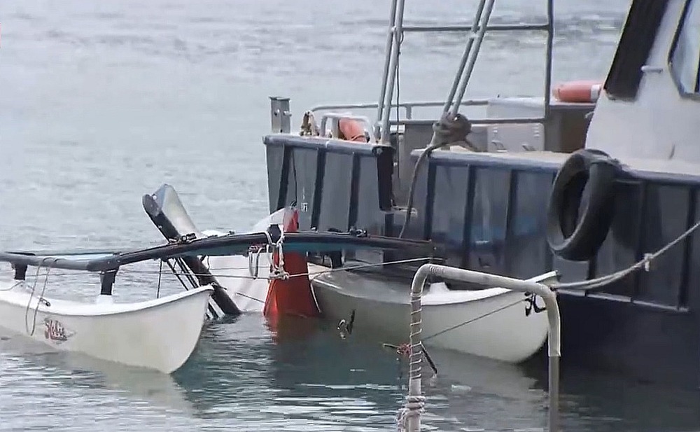 A westerner died and another got injured after the sailboat they were on flipped over near Po Toi Island. A westerner died and another got injured after the sailboat they were on flipped over near Po Toi Island.