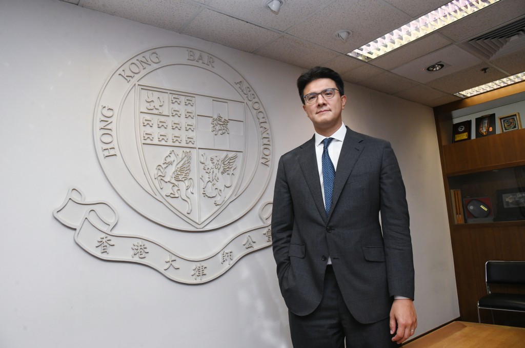 Bar Association Chairman José-Antonio Maurellet, who has been in office for over six months, gives an interview to Sing Tao Daily.
