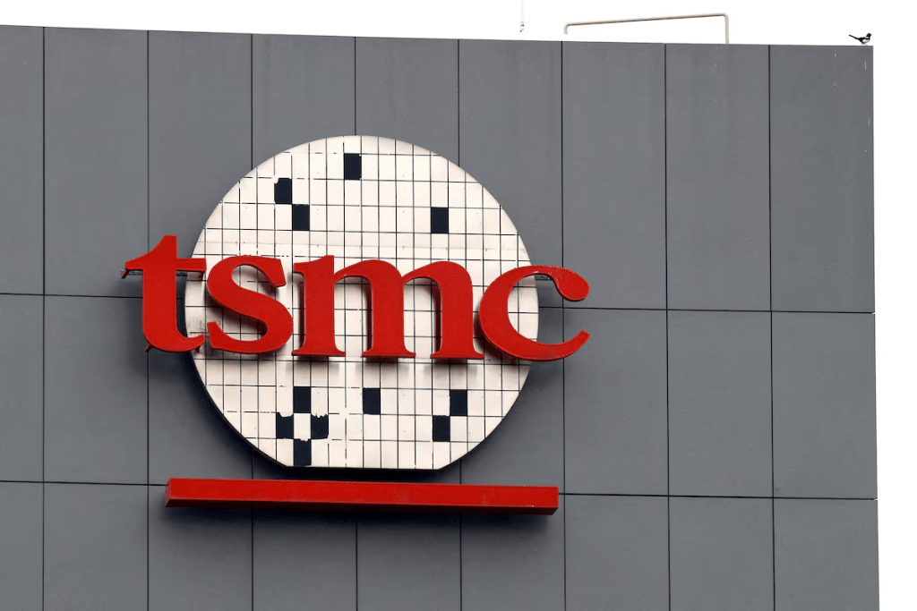 A logo of chip giant TSMC can be seen in Tainan, Taiwan December 29, 2022.REUTERS/Ann Wang/File Photo