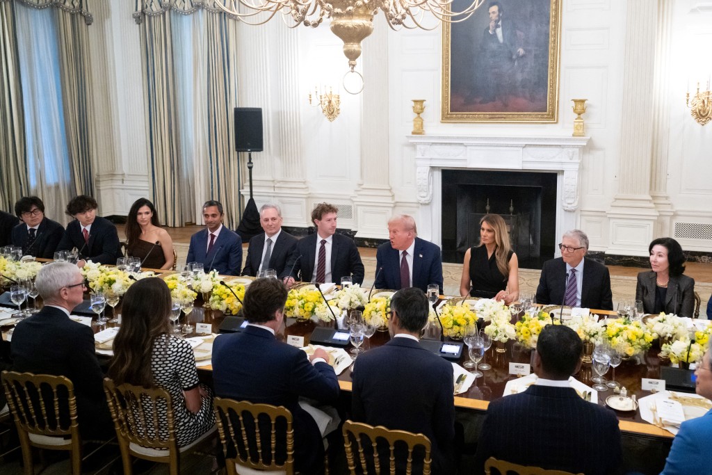US President Donald Trump and First Lady Melania Trump host tech leaders for a dinner in the State Dining Room of the White House in Washington, DC, on September 4, 2025. (Photo by SAUL LOEB / AFP)