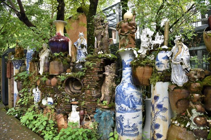 Taoyuan Valley, featuring pottery, in Jingdezhen.