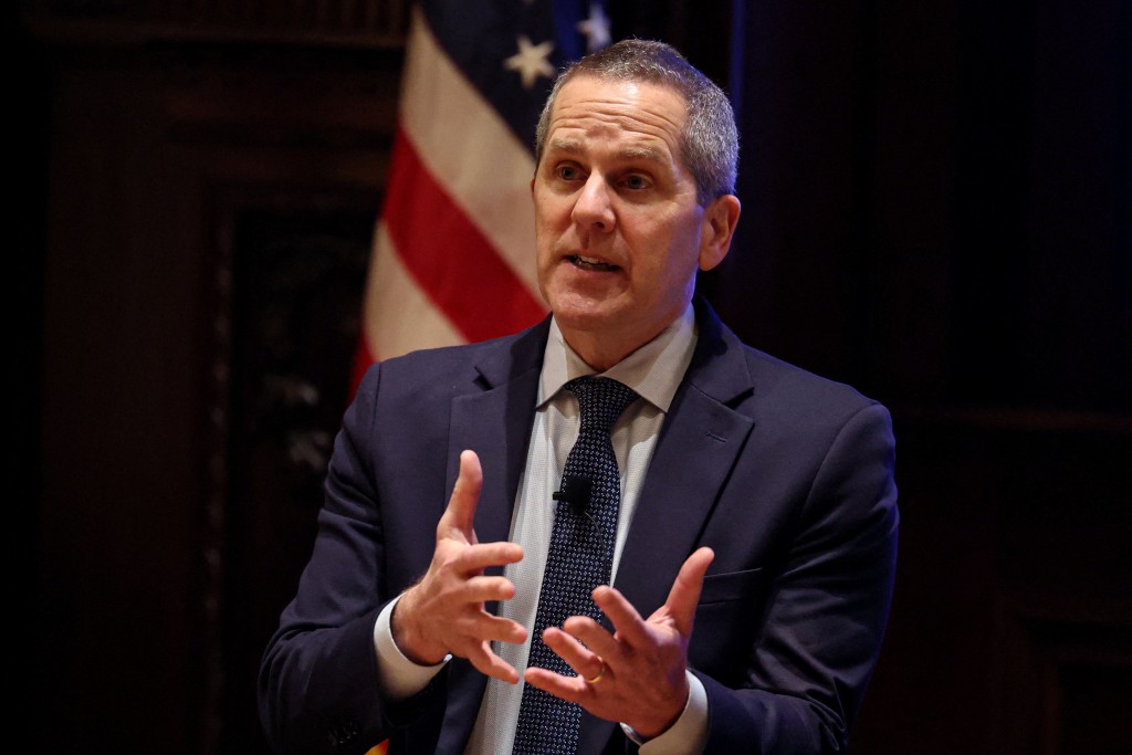 Federal Reserve Board Governor Michael Barr speaks about ?rtificial Intelligence and the Labor Market" to the New York Association for Business Economics (NYABE) in New York City, U.S., February 17, 2026.  REUTERS/Brendan McDermid