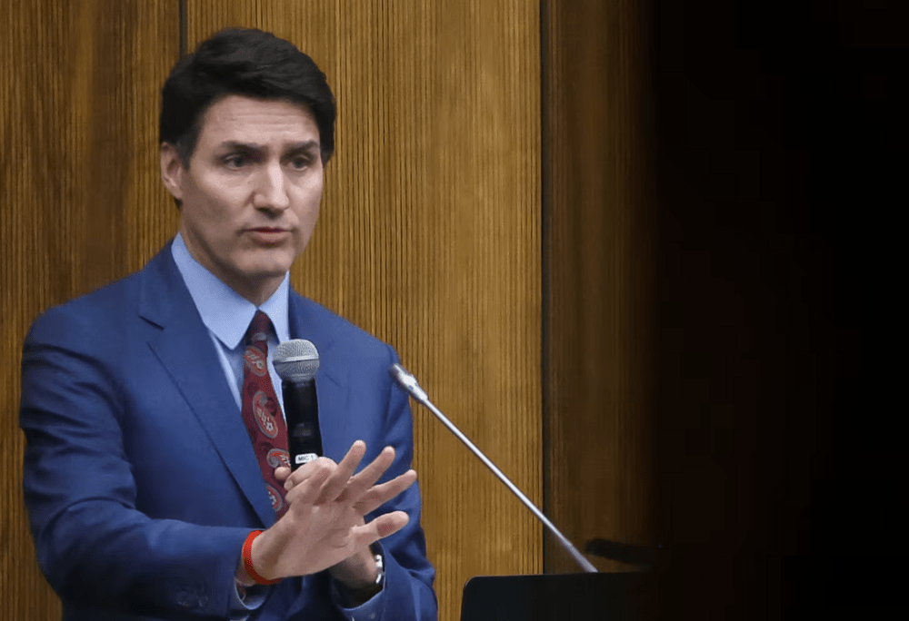 Canada's Prime Minister Justin Trudeau gestures as he addresses the Liberal party caucus meeting in Ottawa, Ontario, Canada December 16, 2024. (REUTERS/Blair Gable/File Photo) Canada's Prime Minister Justin Trudeau gestures as he addresses the Liberal party caucus meeting in Ottawa, Ontario, Canada December 16, 2024. (REUTERS/Blair Gable/File Photo)