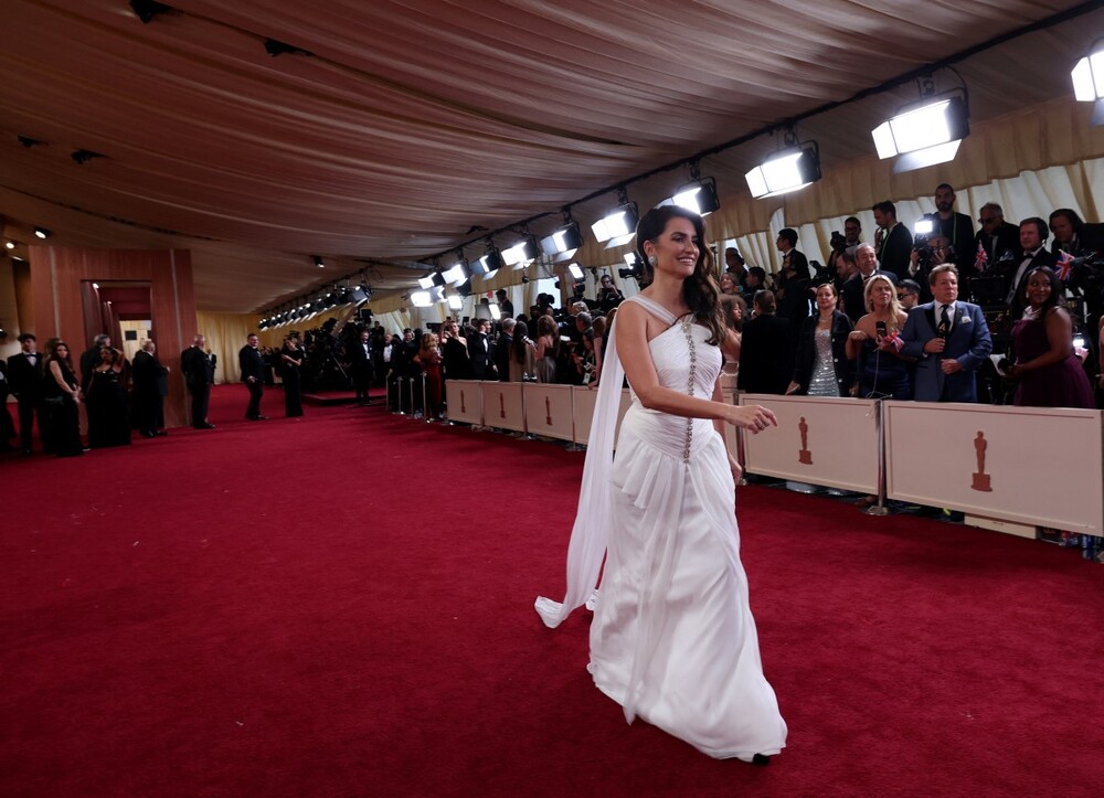 Spanish actress Penelope Cruz attends the 97th Annual Academy Awards at the Dolby Theatre in Hollywood, California on March 2, 2025. (AFP)