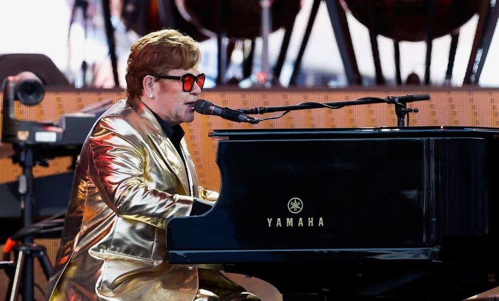 Elton John performs at the Glastonbury Festival site in Somerset, Britain, June 25, 2023. (REUTERS/Jason Cairnduff) Elton John performs at the Glastonbury Festival site in Somerset, Britain, June 25, 2023. (REUTERS/Jason Cairnduff)