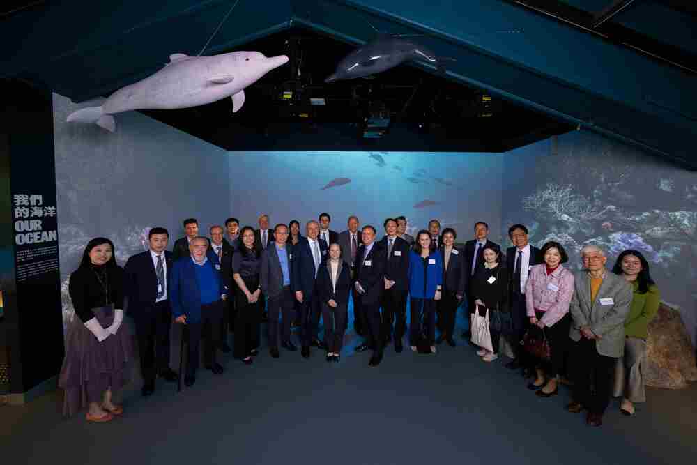 The guests previewed the “Immersive Space - Our Ocean”. The guests previewed the “Immersive Space - Our Ocean”.