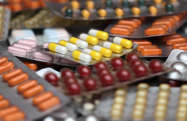 Illustration photo shows various medicine pills in their original packaging in Brussels, Belgium August 9, 2019. REUTERS/Yves Herman/Illustration/File Photo 
