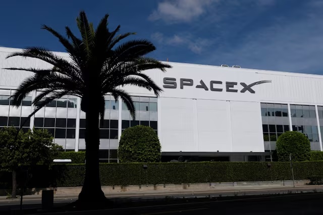 The SpaceX building, as the company prepares to file for an initial public offering (IPO), in Hawthorne California, U.S., April 23, 2026. REUTERS/Mike Blake