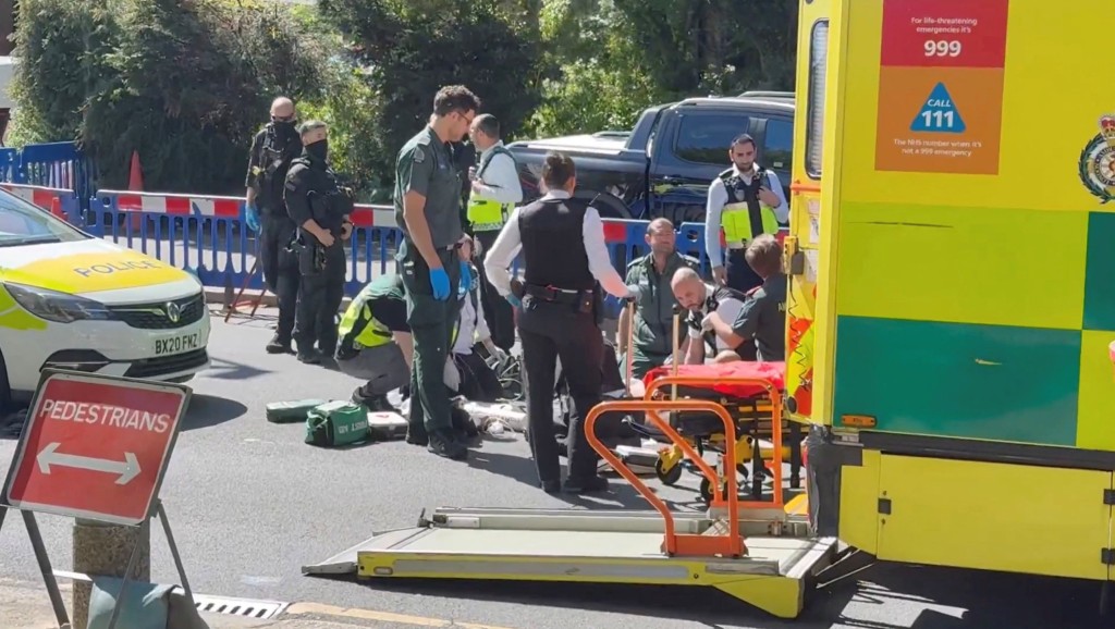 Emergency personnel work at the site of a stabbing incident in Golders Green, which is home to a large Jewish population, in London, Britain, April 29, 2026. (Reuters)