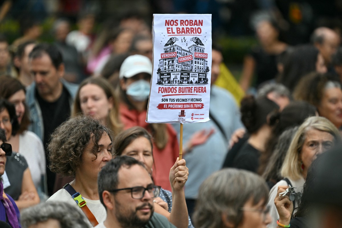 thestandard.com.hk - The Standard 英文虎報 - Protests over housing flare in Spain after relief measures rejected