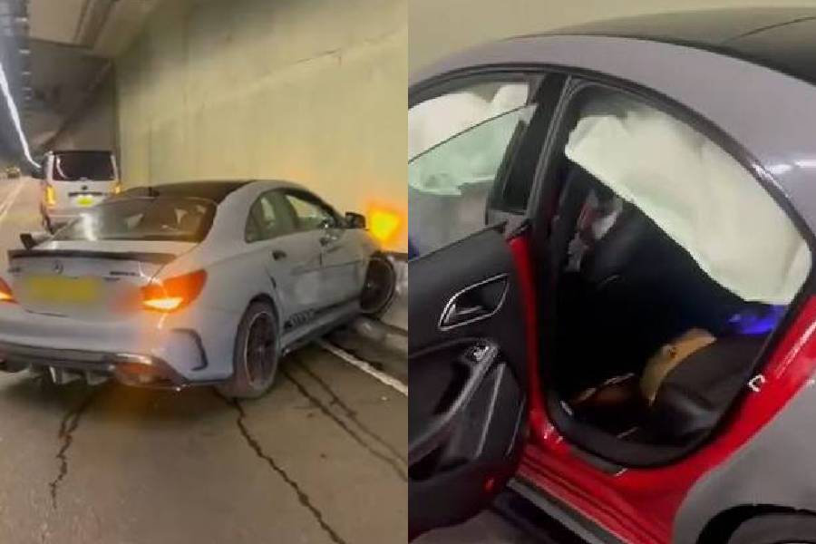 (Video) Driverless Mercedes with P-plate crashes into tunnel wall in ...
