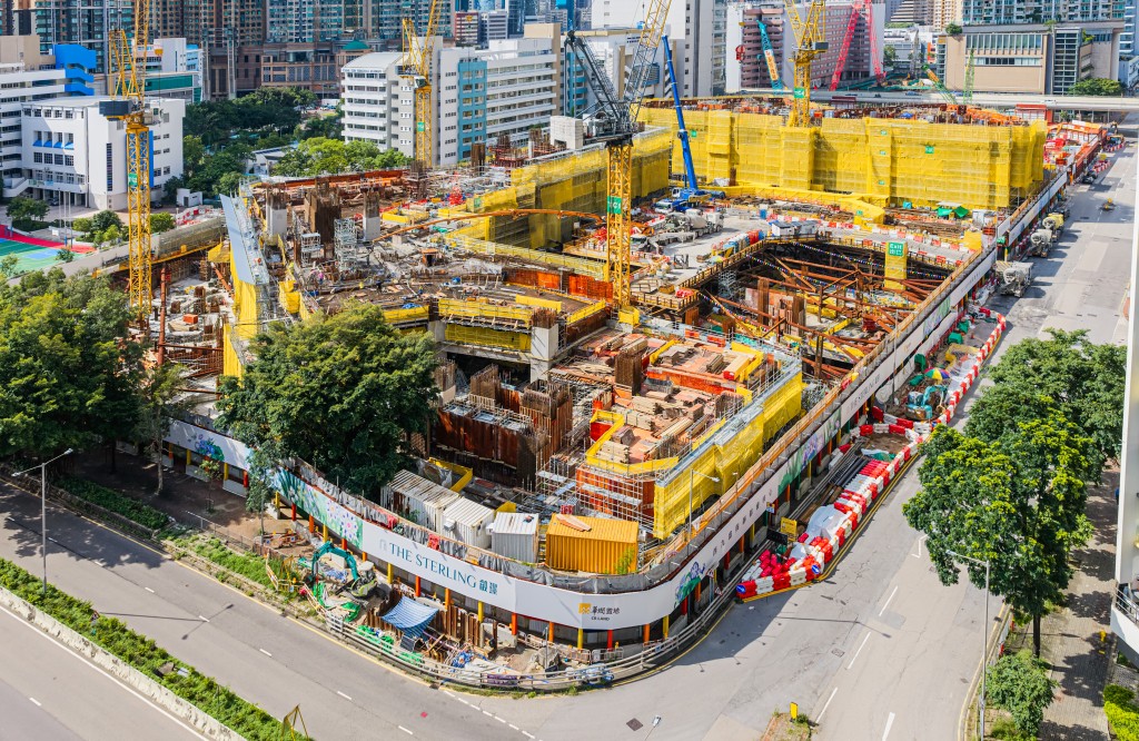 thestandard.com.hk - The Standard 英文虎報 - Primary property market sees 1,400 transactions last month