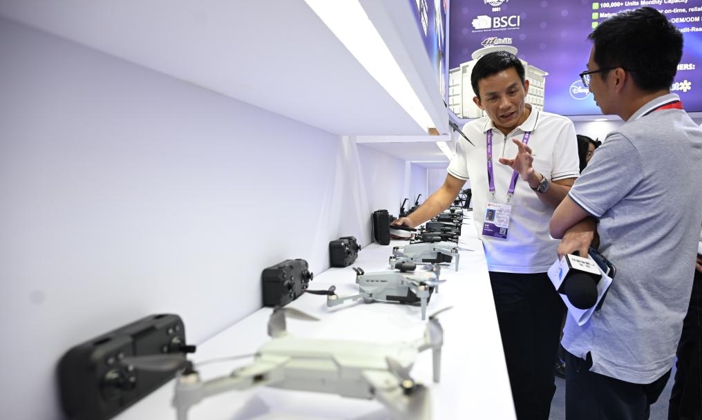 thestandard.com.hk - Raine Fung - Mainland drone market cools as drone regulations to be tightened more than ever